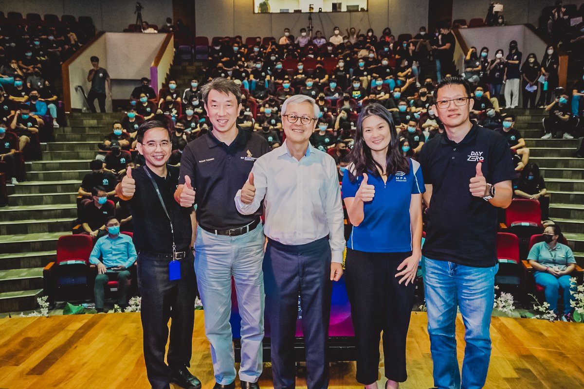 MPA_Singapore's tweet photo. At the SIT First-Year Experience, #MPA Chief Executive @leyhoonquah shared how we are supporting the maritime industry to understand emerging jobs and skills in #decarbonisation and #digitalisation and ensuring the adequacy of pre-employment and mid-career training opportunities. https://t.co/yh0w5hTTki