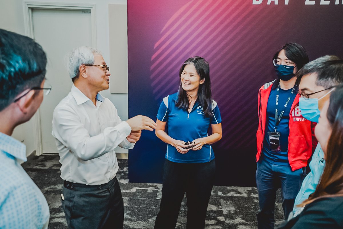 MPA_Singapore's tweet photo. At the SIT First-Year Experience, #MPA Chief Executive @leyhoonquah shared how we are supporting the maritime industry to understand emerging jobs and skills in #decarbonisation and #digitalisation and ensuring the adequacy of pre-employment and mid-career training opportunities. https://t.co/yh0w5hTTki
