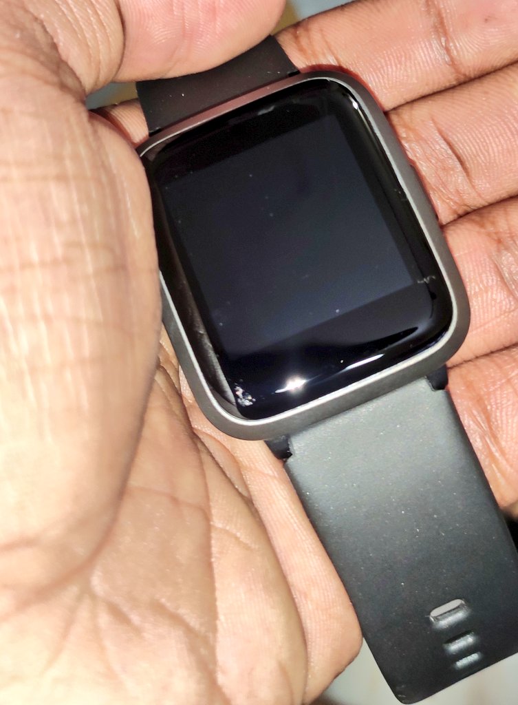 Meet_Jain166's tweet photo. @RockWithboAt @amangupta0303 
Submitted request for replacement of product Boat storm watch black on 8 Aug got the replaced product on 21 Aug but it was already used nd gave it to me with damaged left bottom screen and now Tried to replace again, it says warranty Expired. https://t.co/bt3Xtl6SW1