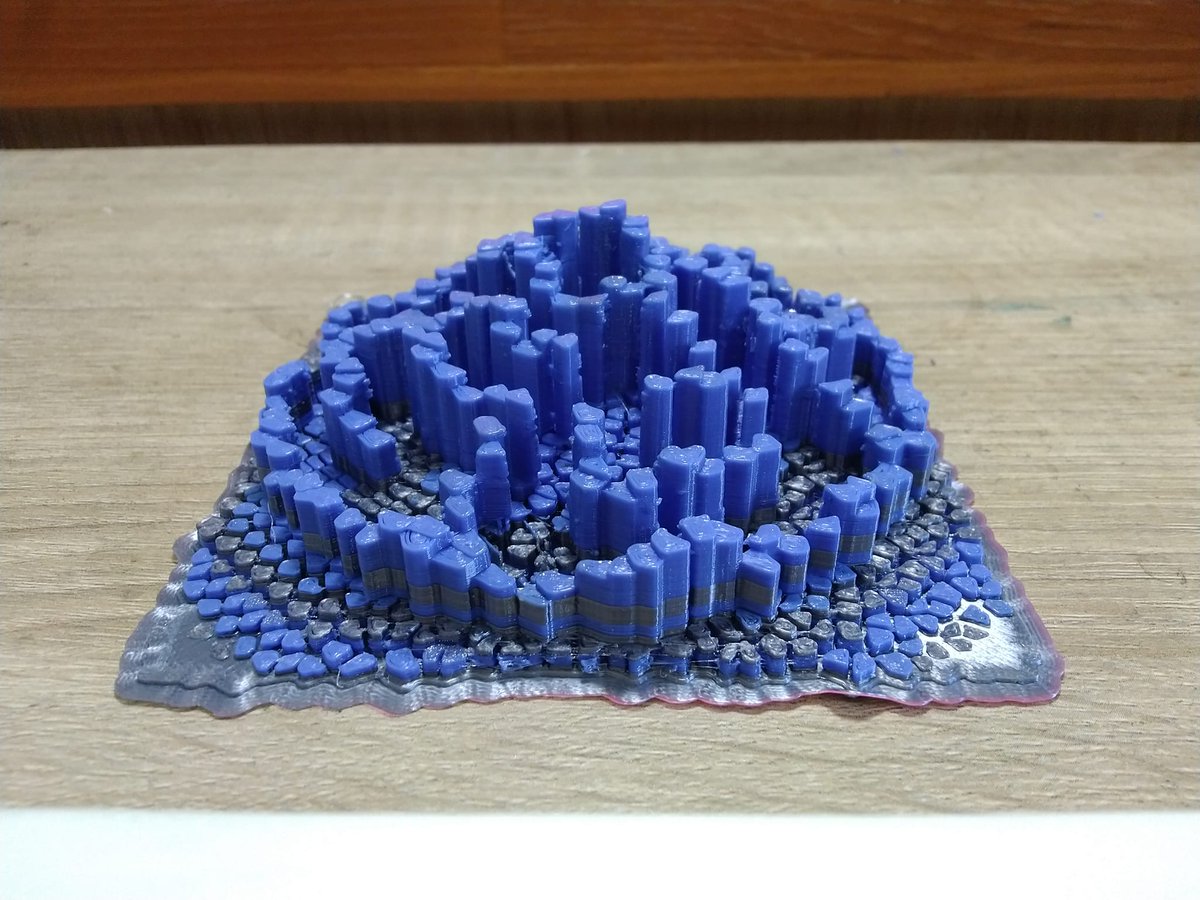 caterpillar's tweet photo. Devil's maze
https://t.co/hlRX3mZFbN
#OpenSCAD
#dotSCAD
#maze
#voronoi
#perlin_noise https://t.co/n30xrUtvAr