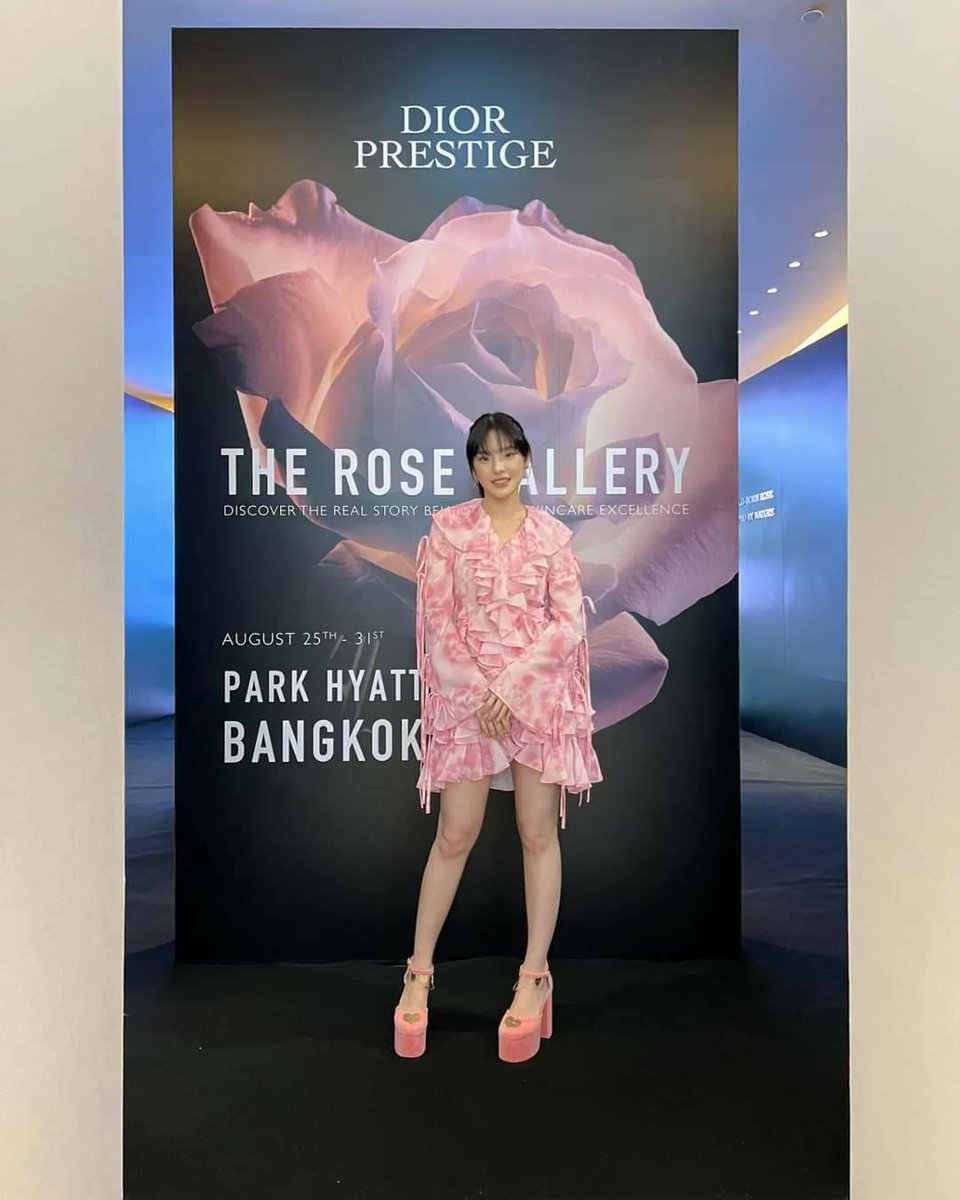 Dior x CherprangBNK48 
ดีใจกะพิเฌอด้วยนะ 
#DiorBeautyxCherprang 
#CherprangBNK48