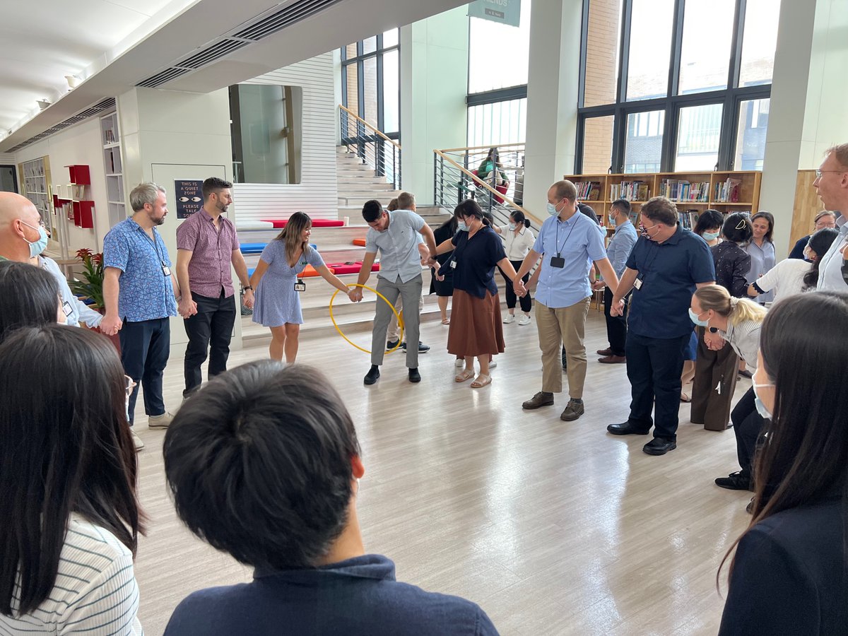 VaniVeikoso's tweet photo. Focusing on #teamwork and #wellness. Much gratitude to our #PETeam for planning our cooperative indoor games. Together we soar! 💚🤍🦅 #SWISRocs @Chloe4Learning @shanegower1 @clpayne90 https://t.co/vQr46nstva