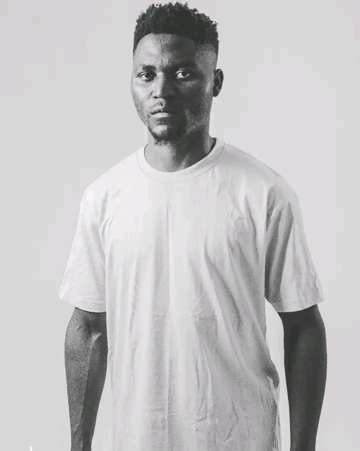 NirofRan's tweet photo. Life has tough times for a reason.
.
#nirof #dereal #nirofran https://t.co/9yHzUYZiTD