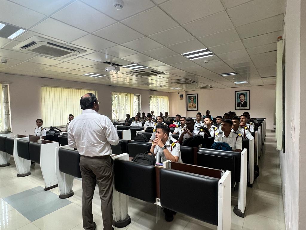 nfsc_mha's tweet photo. BE Final Year students in a special session on "Communication Skill, Fire Audits and Career Opportunities in Fire Service"
The session was taken by NFSC Alumni Sh. Shalikram Banait.
#nfsc #nationalfireservicecollege #fireengineering #firedepartment #softskills #indianfireservice https://t.co/QHZqpafGBP