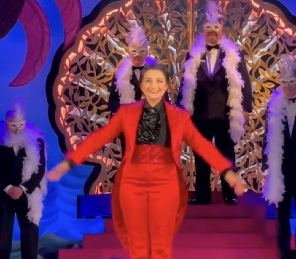 ReviewLDN's tweet image. What an outstanding show! Tornami a vagheggiar (Soraya Mafi) a highlight of the year so far. #Glyndebourne #HandelAlcina #Morgana #HandelOpera @NadiaWBeard #Tornamiavagheggiar