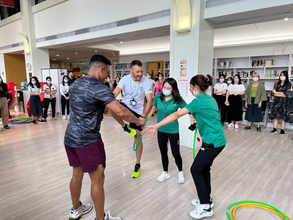 VaniVeikoso's tweet photo. Focusing on #teamwork and #wellness. Much gratitude to our #PETeam for planning our cooperative indoor games. Together we soar! 💚🤍🦅 #SWISRocs @Chloe4Learning @shanegower1 @clpayne90 https://t.co/vQr46nstva