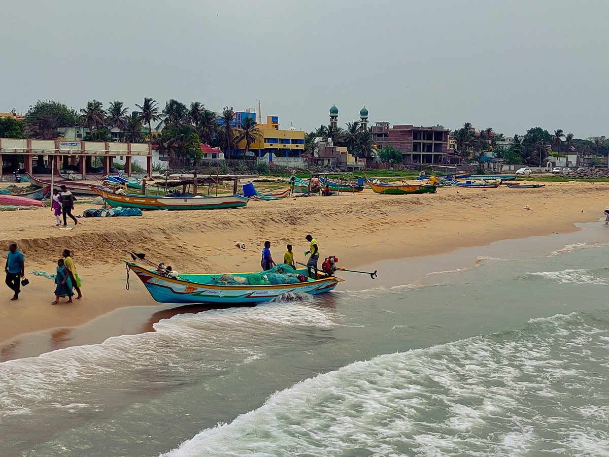 picsbyvj's tweet photo. @jjays_captions Indian fishing Boat #photography #photo #PhotoOfTheDay https://t.co/vDoldYoQoW