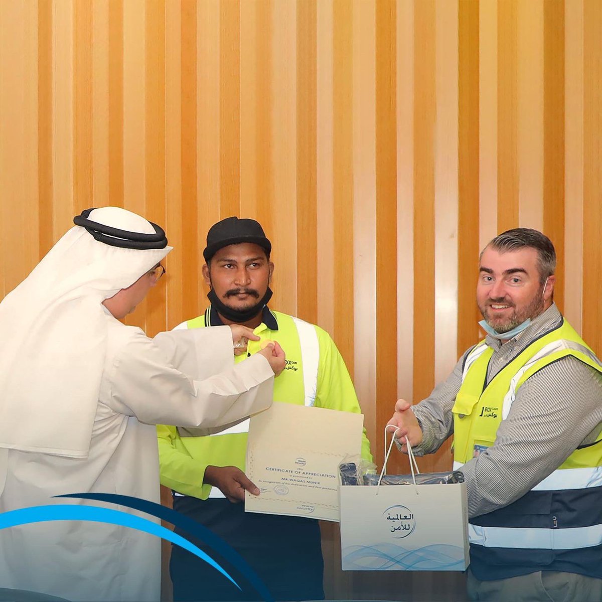 weoneservices's tweet photo. Proud of our #AYDI team working with Box Care, our assigned staff were awarded for best-performing employees in the presence of Christopher Walker, General Manager - Box Care, and Ibrahim Al Janahi, Director – Corporate Services, World Security
#WorldSecurity #Manpower #UAE https://t.co/EJFbBgFvCa