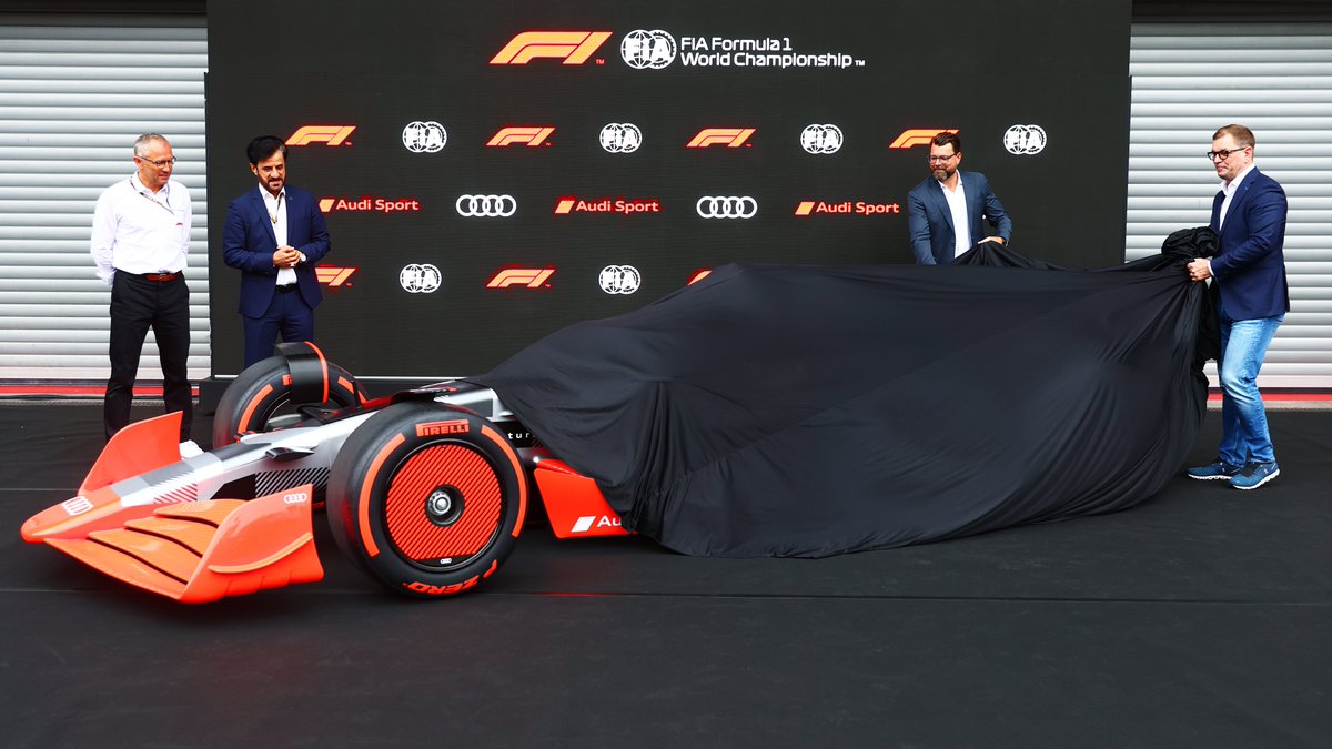 Welcome to the grid, <a href="/audisport/">Audi Sport</a>... looking sharp 😉

#F1