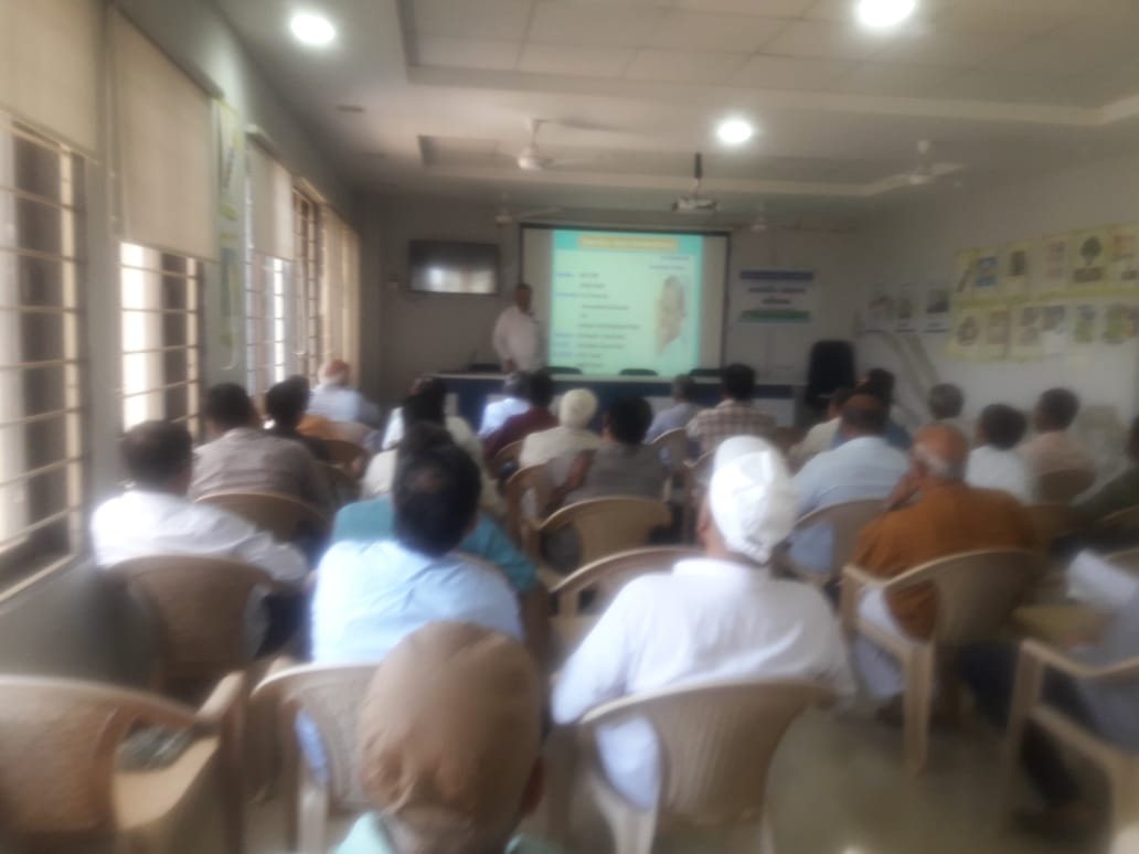 uricm_official's tweet photo. Concluding day of 3 days of training programme for the Secretary of PACS of Ahemdabad District in the Dholka.  ધોળકામાં અમદાવાદ જિલ્લાના PACS ના સચિવ માટે 3 દિવસીય તાલીમ કાર્યક્રમનો સમાપન દિવસ. વ્યવસાયના વૈવિધ્યકરણ માટે વ્યવસાય વિકાસ યોજના મુખ્ય થીમ હતી. https://t.co/8gPVCbX2dv