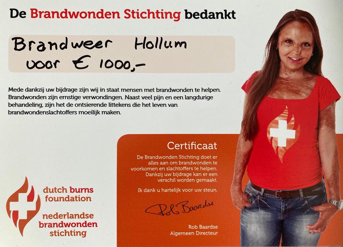 BrandweerHollum's tweet photo. Wij zijn als ploeg trots op het mooie bedrag van €1000,- dat we na onze open dag aan de @BrandwondenNL  konden overmaken. Nogmaals dank voor de geweldige belangstelling!👌🏻👩🏻‍🚒🚒 https://t.co/BDXFl0wG47