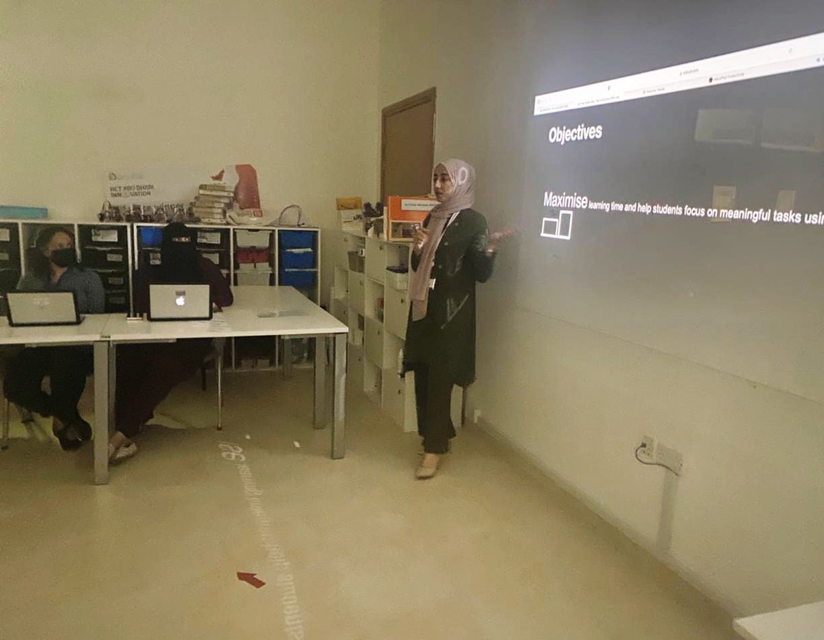 InpsInnovation's tweet photo. Always go back to your why! Ms Eshraq inspiring our teachers to use their tech effectively! Take out the busyness and get down to business! #edtechuae #collaboration #innovation #kellinanegdar https://t.co/yc8GkFO8v2