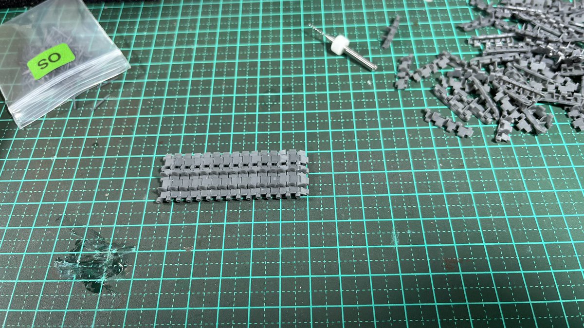 ScaleAussie's tweet photo. I spent 3 hours yesterday putting the @TankraftO tracks together for the Tiger 1 and got the exhaust shields on and damaged to replicate the damage from the movie Fury.
#tiger1 #WW2 #furymovie #aussiescalemodels #135model #135scalemodel https://t.co/ijMUu1DcHj