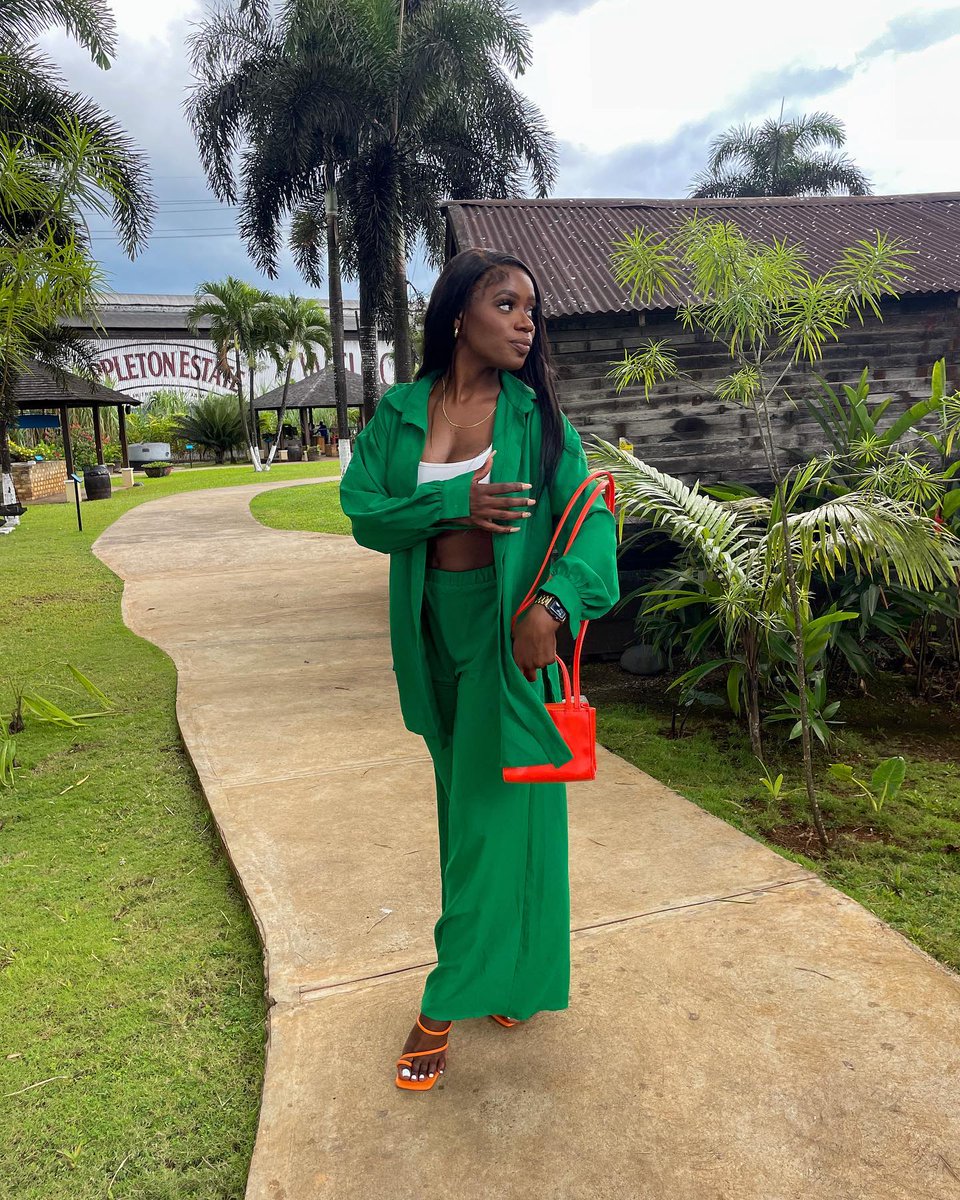 ChukkaCaribbean's tweet photo. It's Friday and I'm at peace! ️😊😇
#ChukkaCaribbean #ChukkaTours #ItsTimeToPlay #Jamaica #AppletonEstate #rumtour #VisitJamaica https://t.co/uNf2xRKJRA