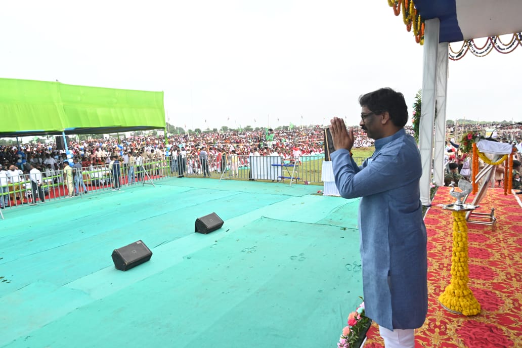 Hemant Soren tweet media