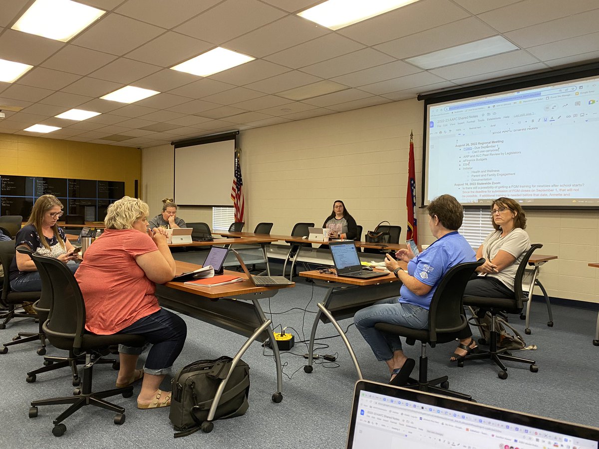 ❤️our Regional Federal Programs group! Great group of educators @uniqsuseq @BombersMh @The_AAEA @ArkEducator @MikeCHernandez3 @Dr_JakeLong @NAFEPA1