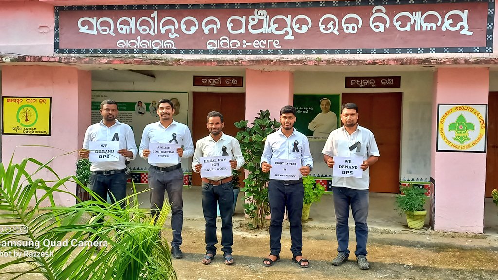 mrutyunjaypadhn's tweet photo. #AbolishContractualSystemOdisha 
#bringbackops #Count6YearsInServicePeriod https://t.co/SkAtUXSRbF