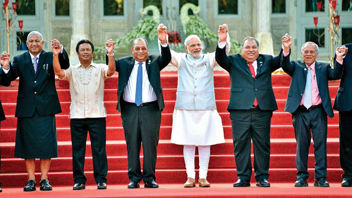 NarenderModi4U's tweet photo. Narender Modi 🫡
#NarendraModi #bjp #modiji #No1PM #ModiHaiToMunkinHai #WorldLeaders https://t.co/ekTr0XIy53