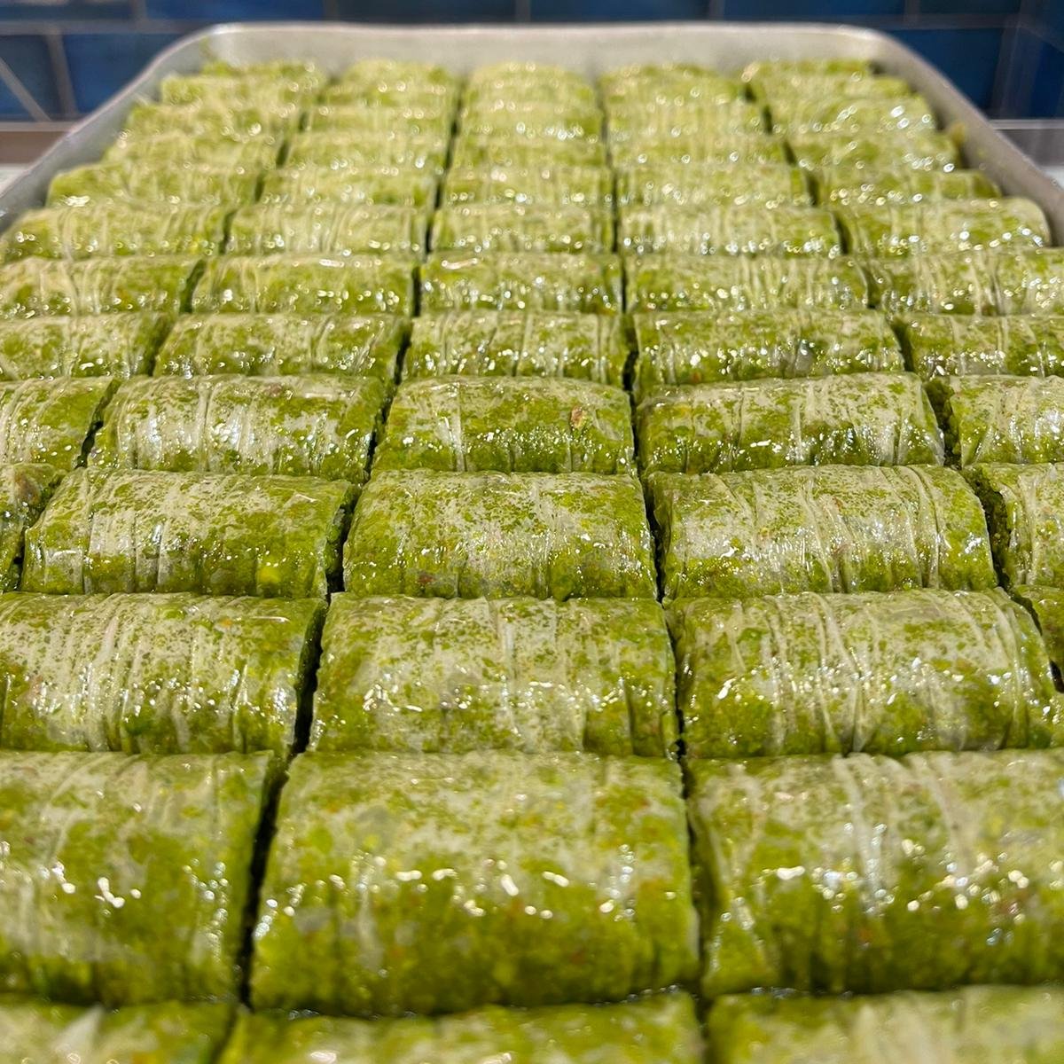 AnteplilerUK's tweet photo. Sweeten up your day with one of our delicious desserts.

#antepliler #baklava #pistachio #turkishdesserts #turkishfood #turkishcuisine #turkishkitchen #turkishmezze #mezze #london #harringay #toplondonrestaurants #londonrestaurant #londonfoodblogger #londonfoodguide https://t.co/Po6I9o0PUL