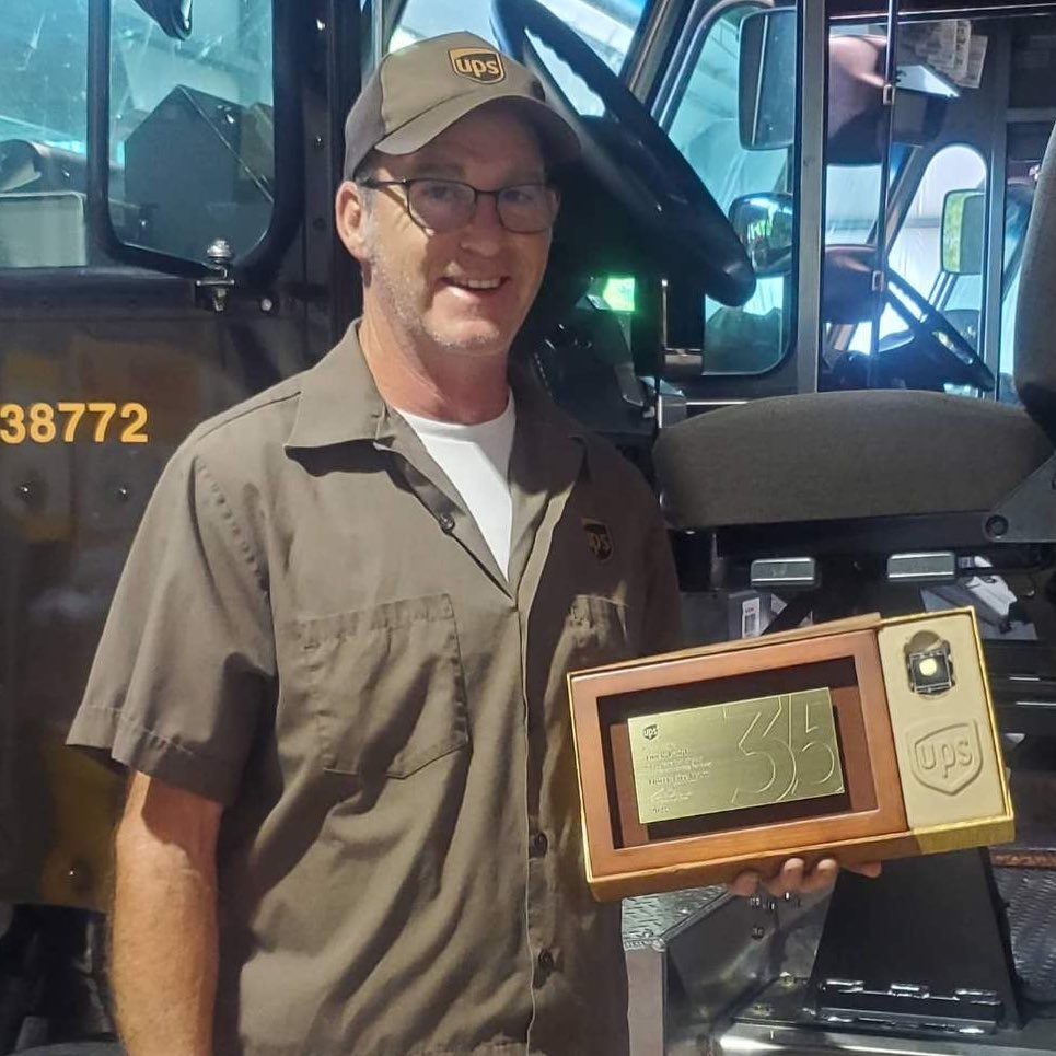 Founders Day 2022. Celebrating 35 years of service with Fredericton Service Provider Tim Baird. 😀Thank you for your service!