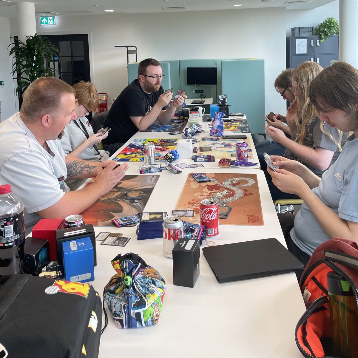 ThunderTCG's tweet photo. PLAY 🎲 | We’re ready for another play session at HQ tonight! Lots of stuff going on and there’s no better way to spend a Friday night! 👏✊ #MTG #FNM #MagicTheGathering https://t.co/2P8WpJHjzC