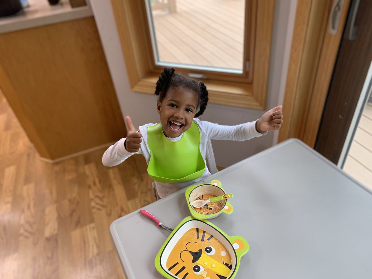 timothalanae's tweet photo. I share the NEW healthy breakfast I've been giving my 4 yr old! She loves it ❤️. Click to watch : https://t.co/9k6fzYMGSm #healthyKidsBreakfast #kidsbreakfast https://t.co/DHm1k3Yi4Q