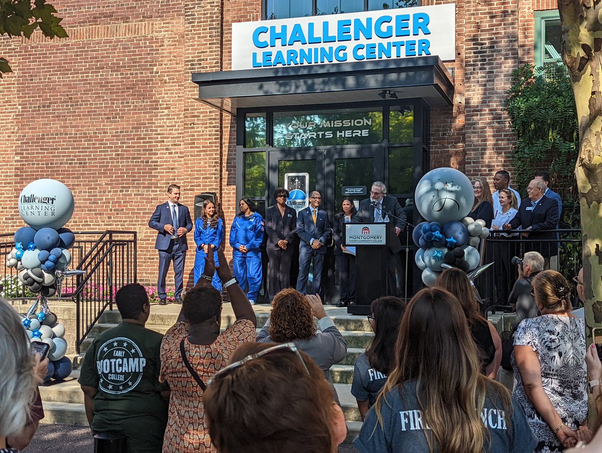 DrJBretz's tweet photo. #FirstLaunch of the Challenger Learning Center at #MontcoPottstown!

@mccc
#MontcoMomentum 
#STEM
#STEMforall https://t.co/6TDPqmLwGw