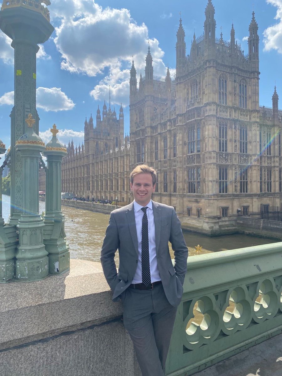 Today is my last in Parliament. It's been an absolute privilege to work for <a href="/MrJohnNicolson/">JOHN NICOLSON 🇵🇸 🇺🇦 🇬🇱</a> over the last two years. I couldn't have had a better boss, or team <a href="/snowthistle/">snowthistle</a> @Archie_Sturrock. I will miss it but am excited for a new chapter at Ofcom. How did BJ put it? Hasta la...
