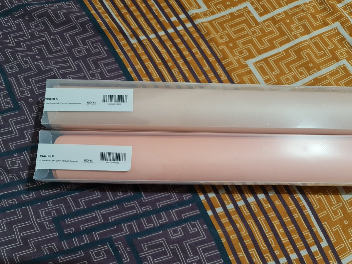 IU WTS ONHAND PH

MOD: Flash, GGX, JnT &amp; S/co / Shapi

MOP: BPI and Gcash

Unsealed Lilac (w light purple card) - 1260 PHP 
Strawberry Moon Fabric - 790 PHP
Celebrity Grip Tok - 750 PHP
Celebrity Pin - 650 PHP
The Present Magnet - 520 PHP
Edam Poster A and B - 315 SET EA