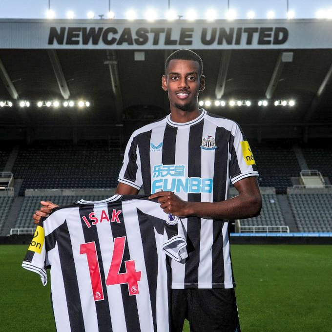 Futbol De Inglaterra On Twitter OFICIAL Newcastle Ha Fichado Al 
