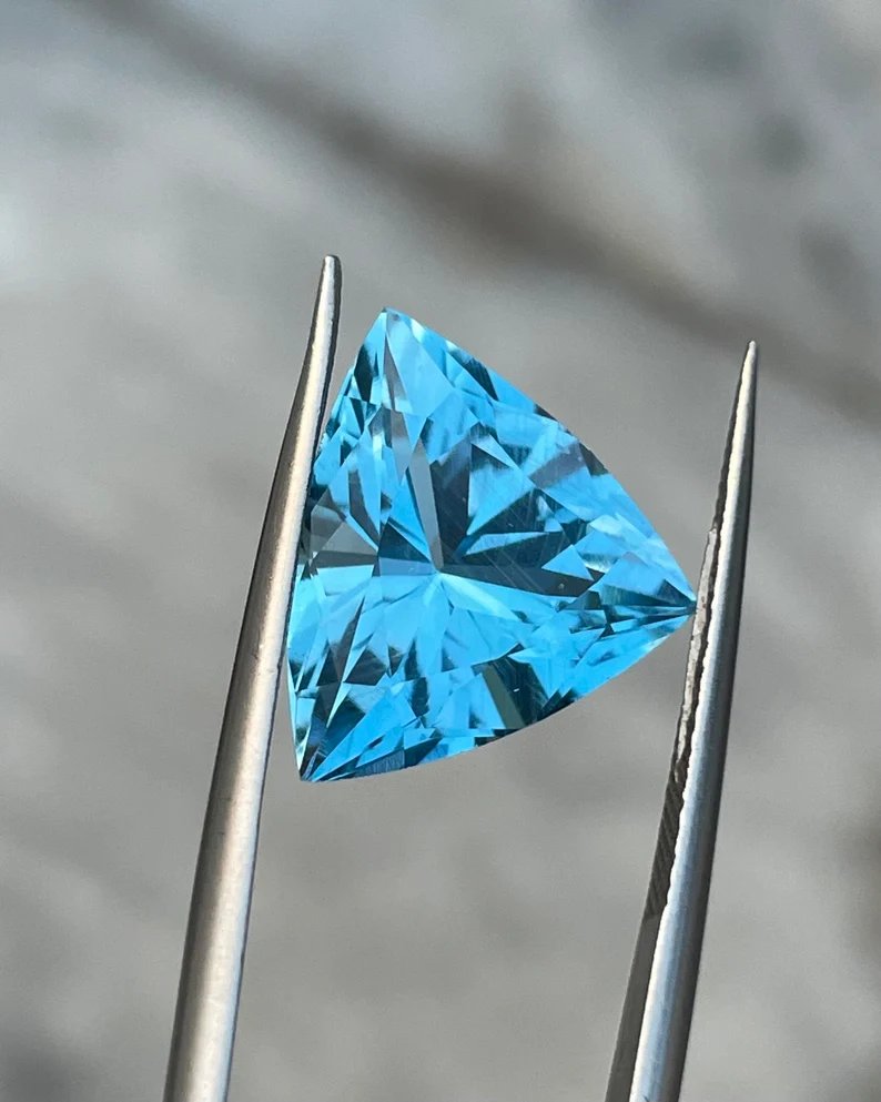 BotFreedonia's tweet photo. Find out a beautiful #topaz̍ gemstone. ️
👉👉https://t.co/wQJ47GnTC6
#roughopal #opalsto #supplies #edge #lapis #octagoncut #hydro #gemstonebracelets https://t.co/fxbsusGwHI