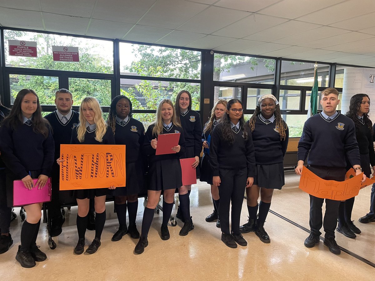 OldBawnCS's tweet photo. π»And we have lift off! 196 #firstyear students looked after by our student prefect team and led my @mslmccarthy Year Head with her SDOs and tutors. What a positive and great start to 2022/2023! #NewSchoolYear #FirstDayOfSchool #Goodluck #treeteam π³ https://t.co/4orpPOJTxb