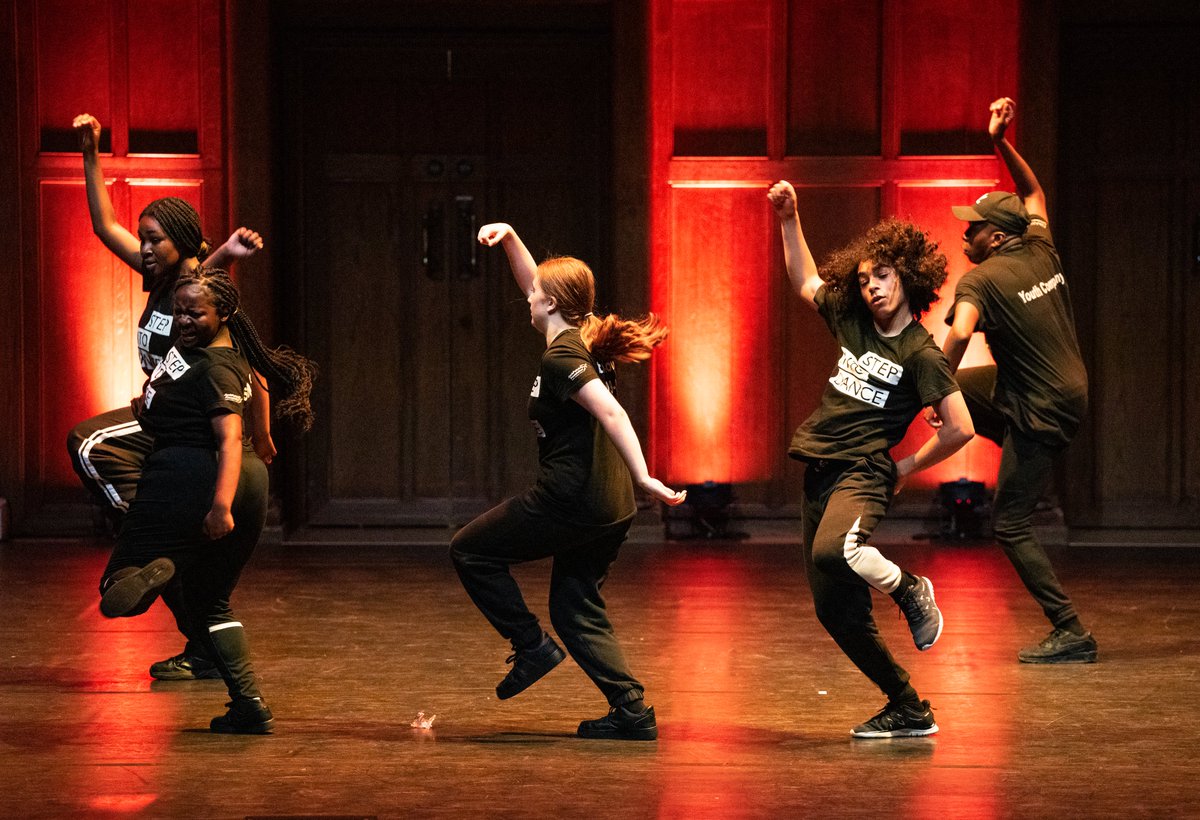 Don't forget we're still looking for dancers to join our youth company! ⬇️
bit.ly/36j6d2H

💃Learn a variety of dance styles from the experts
🕺 Perform at events throughout the year
💖 Make like-minded friends