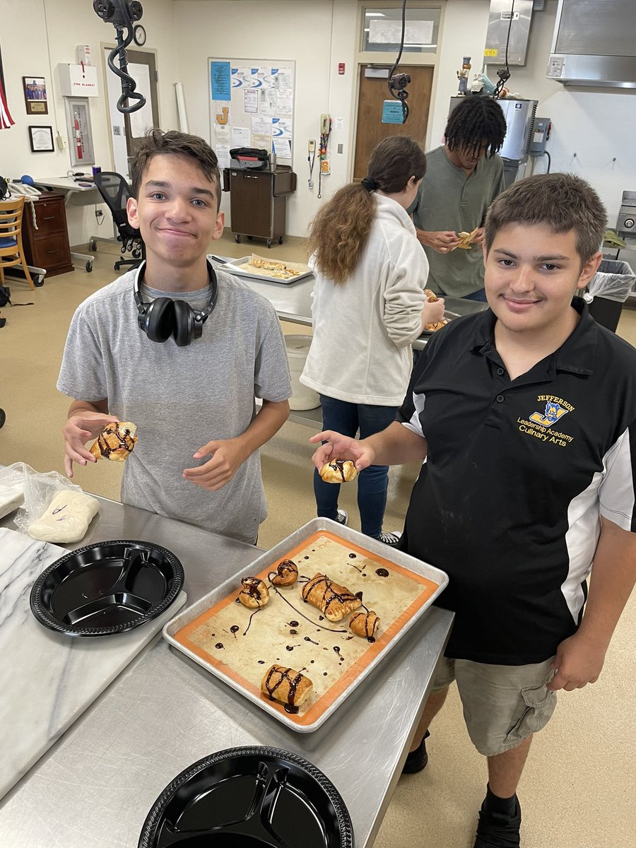 jhsmagnet's tweet photo. And here’s some of our Senior Culinary students final laminated dough project! They did a phenomenal job. 🥐 🐉 @tampajhs @SDHCMagnet @JHSCulinaryLA https://t.co/x9fM5UhBIV