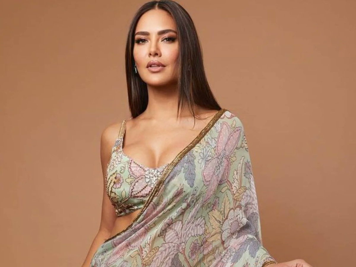 Gupta7Esha's tweet photo. Esha Gupta Bollywood Actress😍🥰
#EshaGupta #hotvideos #bollywoodactress #boldactress #bollowoodhottness #boldpic https://t.co/6wISSavGN2