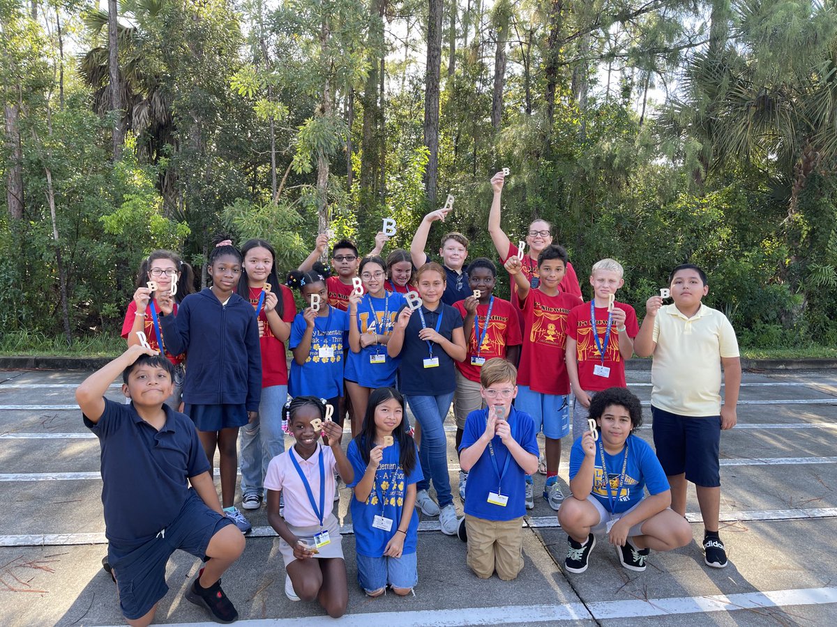 KarenDent3rd's tweet photo. Celebrating improving our school grade with a “B Hunt” way to go Lions! ⁦@LESproudLeader⁩ ⁦@LelyLionsRoar⁩  ⁦@collierschools⁩ #CCPSSuccess https://t.co/NbDMloz8tp