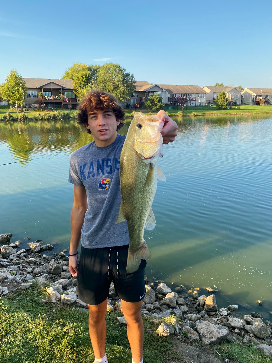 MavsJoeJackson's tweet photo. Master angler @KorbinStucky with the catch of the day in Outdoor Education class at MSHS. 🎣 🐟 https://t.co/fAKboA7ik2