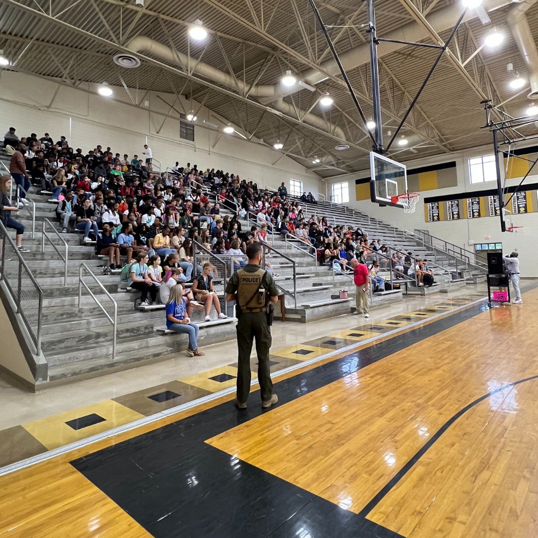 DRHillMiddle's tweet image. We have a variety of clubs, activities, and teams that our students can get involved in at D.R. Hill.  This morning our biggest club, FCA, met in the gym.  We love seeing our students find their place, wherever that may be! #TheHill #D5Difference