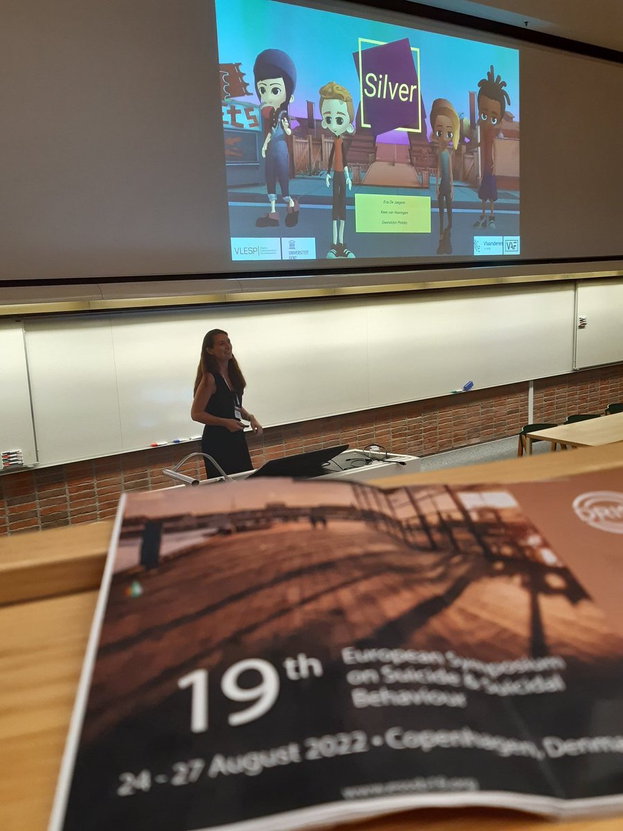 Deze week zijn we met <a href="/VLESPtweet/">VLESP</a> present op het #ESSSB congres. Vandaag presenteert <a href="/EvaDeJaegere/">Eva De Jaegere</a> onze game #silver