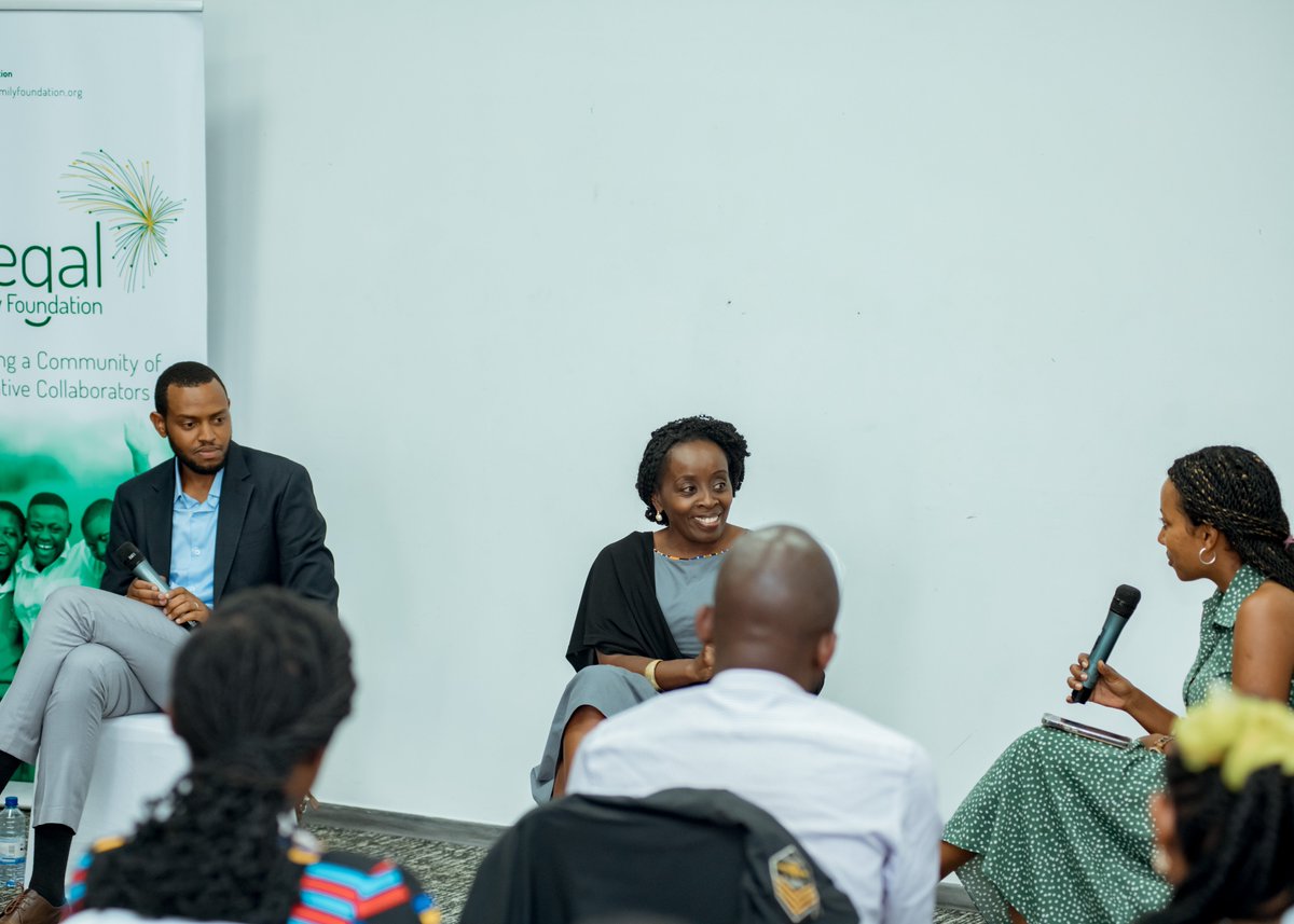 siirwanda's tweet photo. We also had an invigorating panel discussion with various #SFFPartners; @AliceNkulikiyi1, Country Director @BPNRwanda, and @makusolo, Executive Director @Gardens4Health, who spoke to our champions about their inspiring entrepreneurial and leadership journeys. 3/4

#SIIMasterclass https://t.co/yLyLhlPvtv
