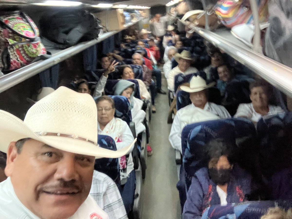 Rumbo a Durango,Dgo,al XXV Congreso Nacional Ordinario de nuestra CNC.
⁦⁦⁦<a href="/mrikelme/">Miguel Riquelme</a>⁩ ⁦<a href="/rigofuentes/">RodRigo Fuentes Ávila</a>⁩ ⁦<a href="/alitomorenoc/">Alejandro Moreno</a>⁩ <a href="/manolojim/">Manolo Jiménez Salinas</a>⁩ ⁦<a href="/hernandezderas/">Ismael Hernández</a>⁩ ⁦<a href="/CNCCoahuila/">CNC Coahuila</a>⁩