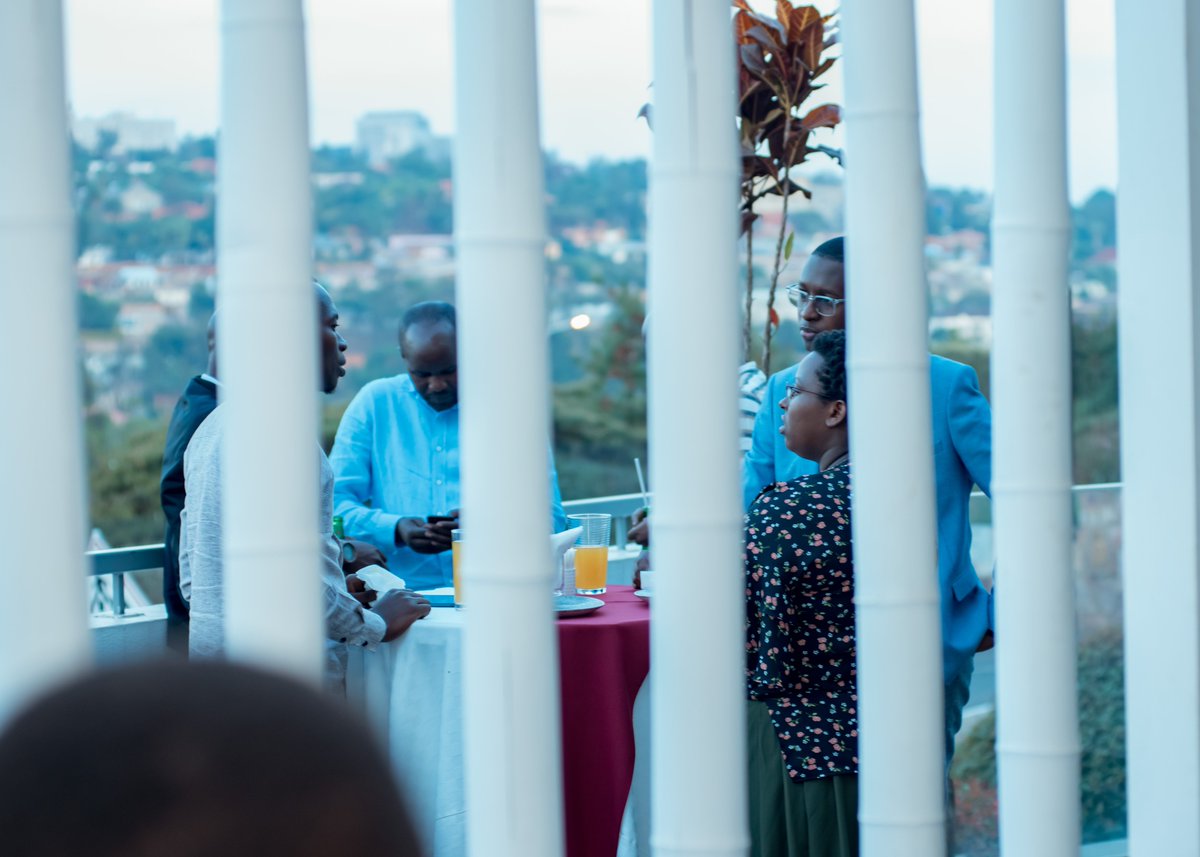 siirwanda's tweet photo. And, of course, there can't be an SII gathering without a #NetworkingSession🤗! Because we believe in the power of networking in unlocking true entrepreneurial potential!
The journey of building a community of creative collaborators continues 🚀 4/4
#SIILeadershipMasterclass https://t.co/Ru6DQwqnNi