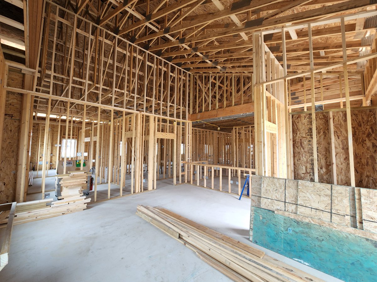 APEXDB's tweet image. Rough construction phase! From undeveloped land to a 4,600 SF Oral Surgery Practice, our design build team can’t wait to see how this project turns out. 

#ApexDesignBuild #RoughConstruction #GroundUp #OralSurgery