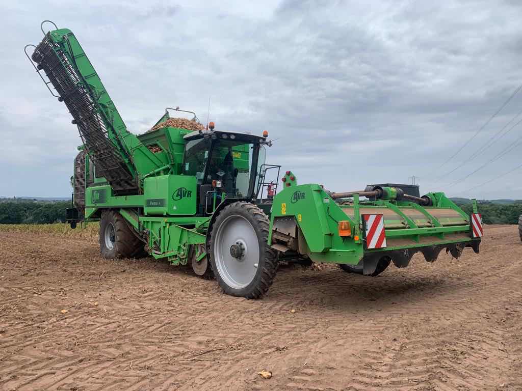 LHAgro's tweet photo. Following the install on an AVG potato harvester of this Topcon Yieldtrak YM2 conveyer weighing kit earlier this year, we visited for a field setup last week at the start of potato lifting.
#potato #harvest2022 #lhagro #topcon #yieldtrak https://t.co/jEIPlKJdlW