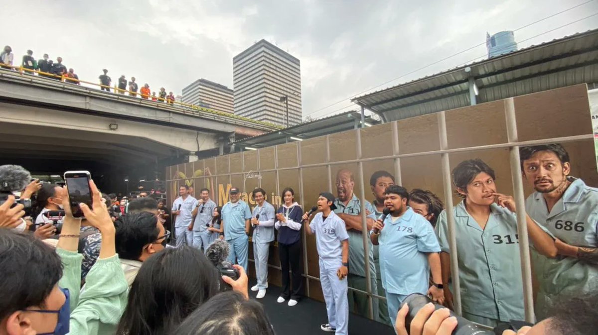 Sapawavefilms's tweet photo. Siapa yang udah nggk sabar buat nonton film ini??🤩🤩

Film 'Miracle In Cell No.7' akan tayang serentak di seluruh bioskop Indonesia pada tanggal 8 September 2022.

#Miracleincellno7 #8September2022 #FalconPicture #Cineverseid https://t.co/aWJEuYM6WG