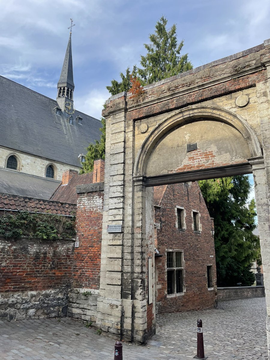 MarieHannahJon's tweet photo. Had a great time at the Irish Studies PhD seminar in Leuven. It was a pleasure to discuss my thesis on Celtism, Romanticism and Irish national identity with you! @e_efacis @IrishCollegeLVN https://t.co/z5Ug4ercVq