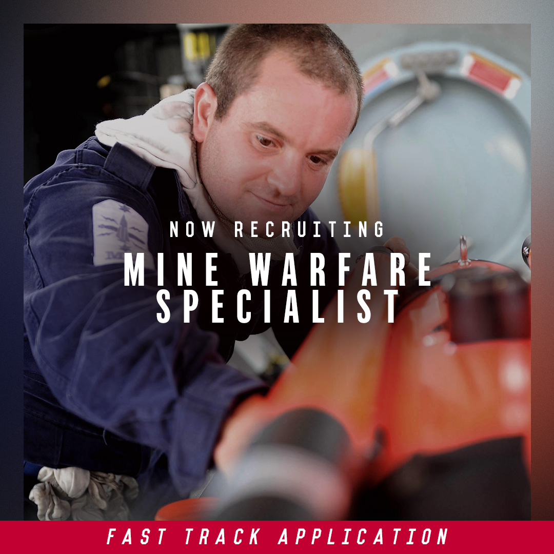 Royal Navy Jobs tweet media