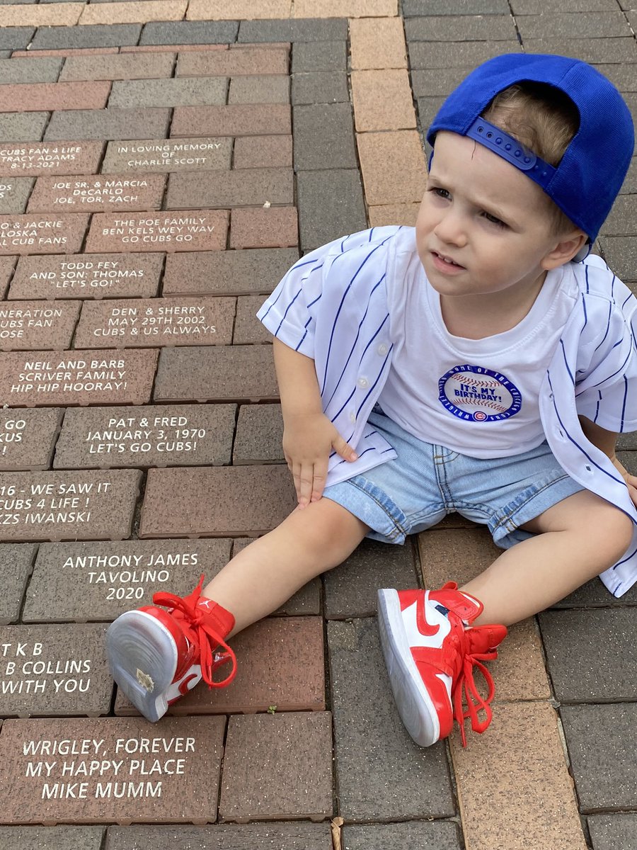 Tav6six's tweet photo. Anthony enjoying his first @Cubs game on his 2nd birthday! August 25th vs St. Louis @ClarktheCub #cubs #clarkthecub https://t.co/aV1UlKOmj8