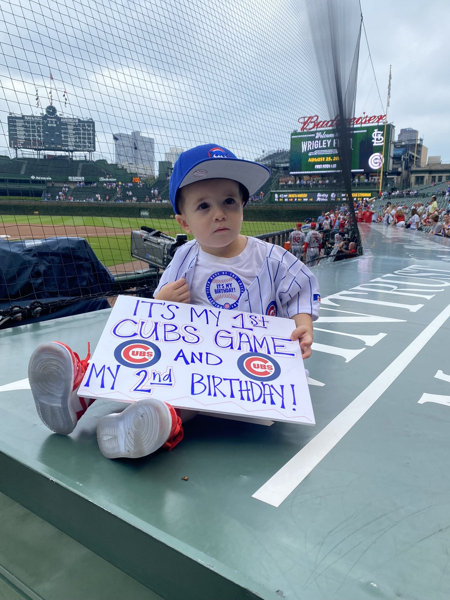 Tav6six's tweet photo. Anthony enjoying his first @Cubs game on his 2nd birthday! August 25th vs St. Louis @ClarktheCub #cubs #clarkthecub https://t.co/aV1UlKOmj8