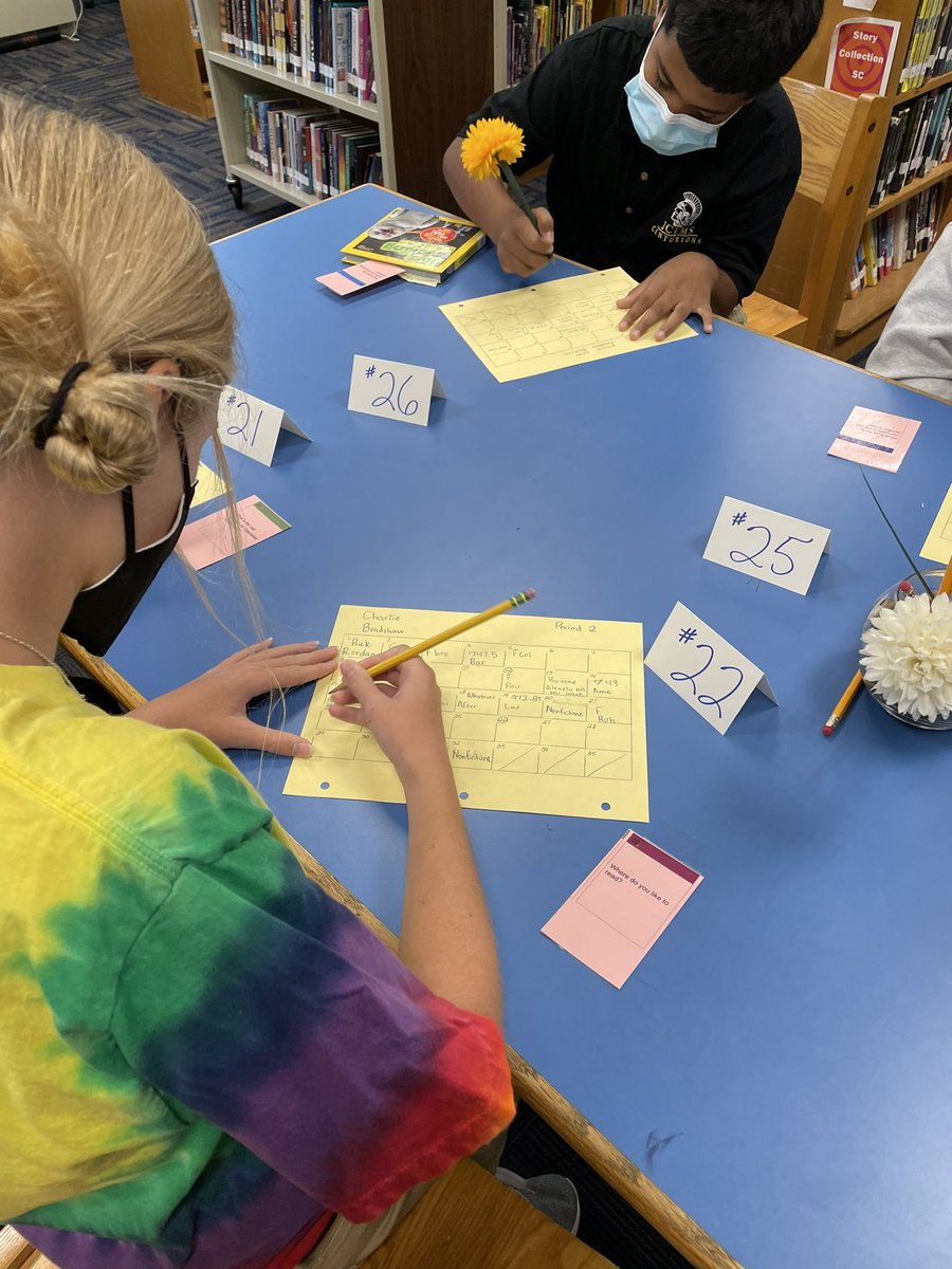 jctmslibrary's tweet photo. Learning about the library with SCOOT #growingreadersgrowingleaders @jctms_jcps @JCPSKY @JCPSAsstSuptMS @JCPSLMSDrLynn @Principal_JCTMS @JCPS_LMS https://t.co/oH4Wjw5kMm